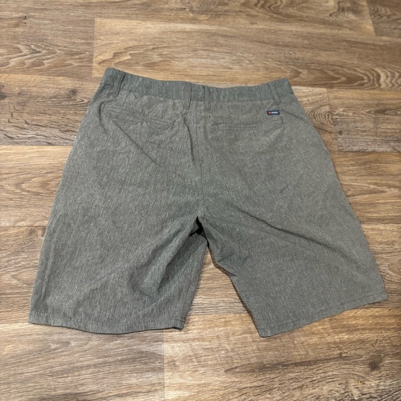 Cova Surf n Turf Men’s Hybrid Shorts Gray Performance Board Shorts – Size 32 - Picture 2 of 3